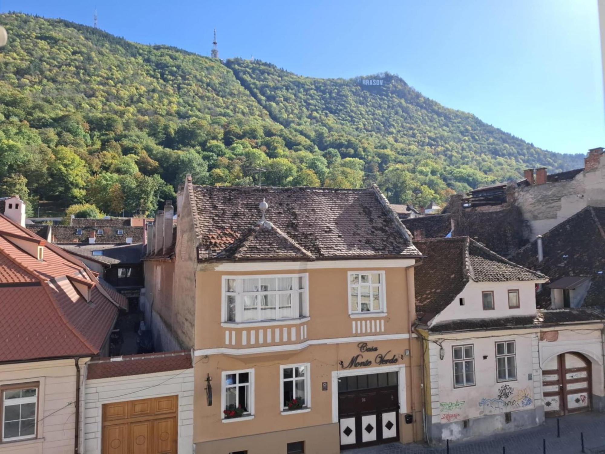 Alpine Sunrise - Old Center Apartment